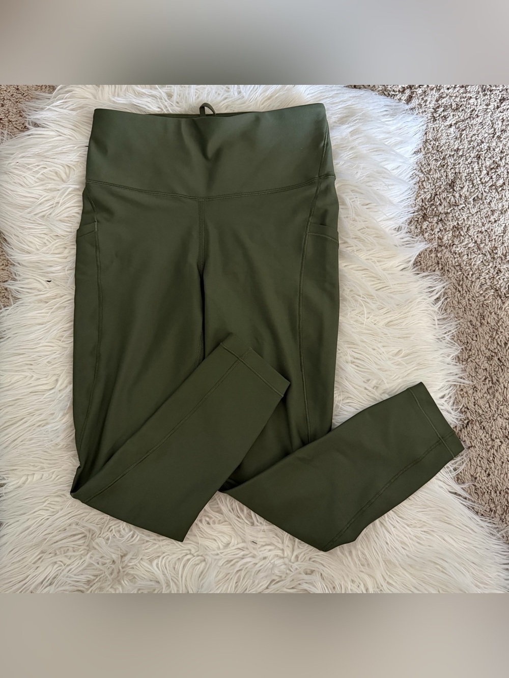 Athleta Interval Stash 7/8 Tight Legging